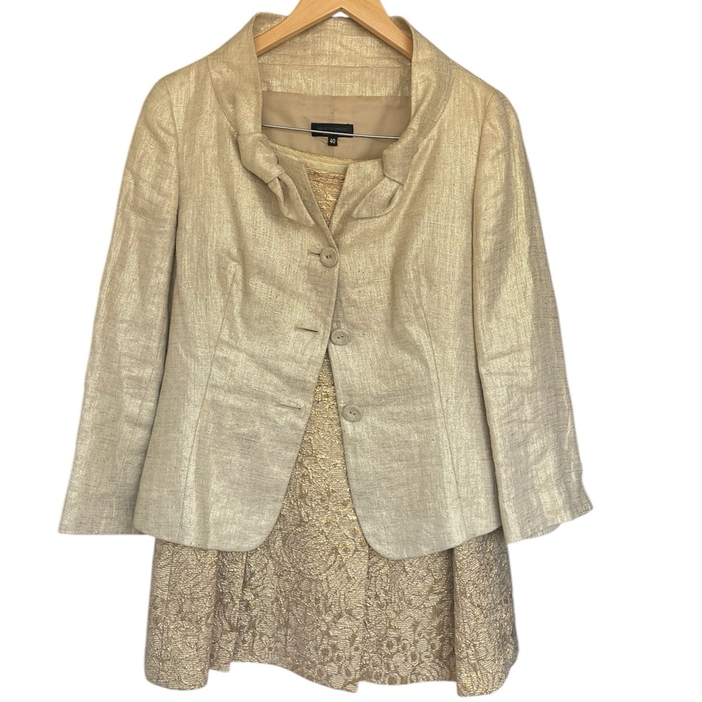Gold linen blend Adolfo Dominguez blazer set with skirt. Size 40. Unique collar.